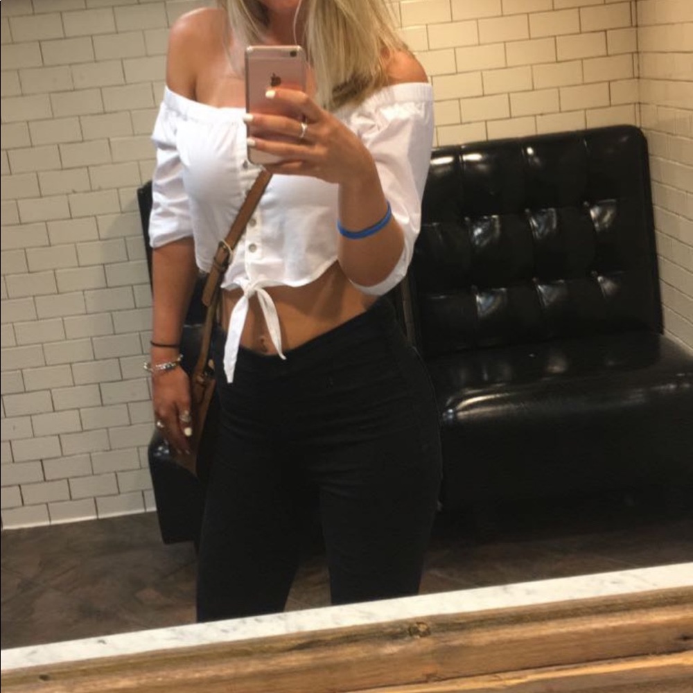 Urban outfitters white crop top